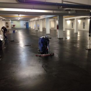 Tiefgaragenreinigung